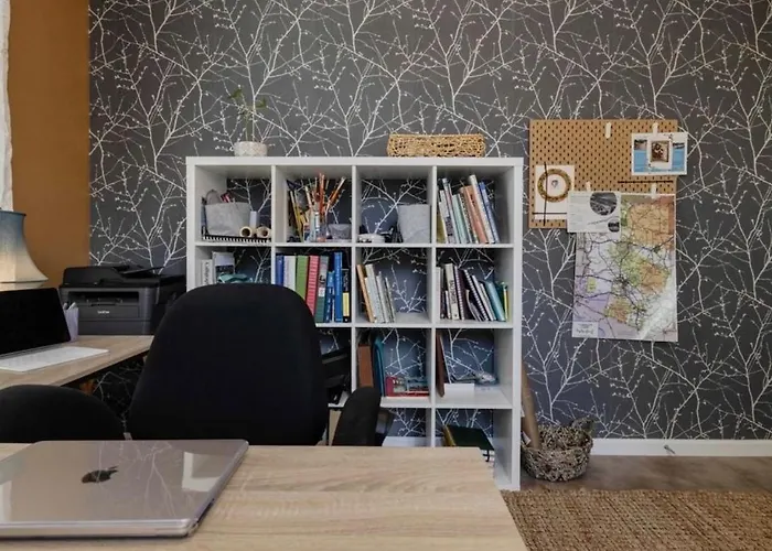 Escape Designed For Longer * Gilbert